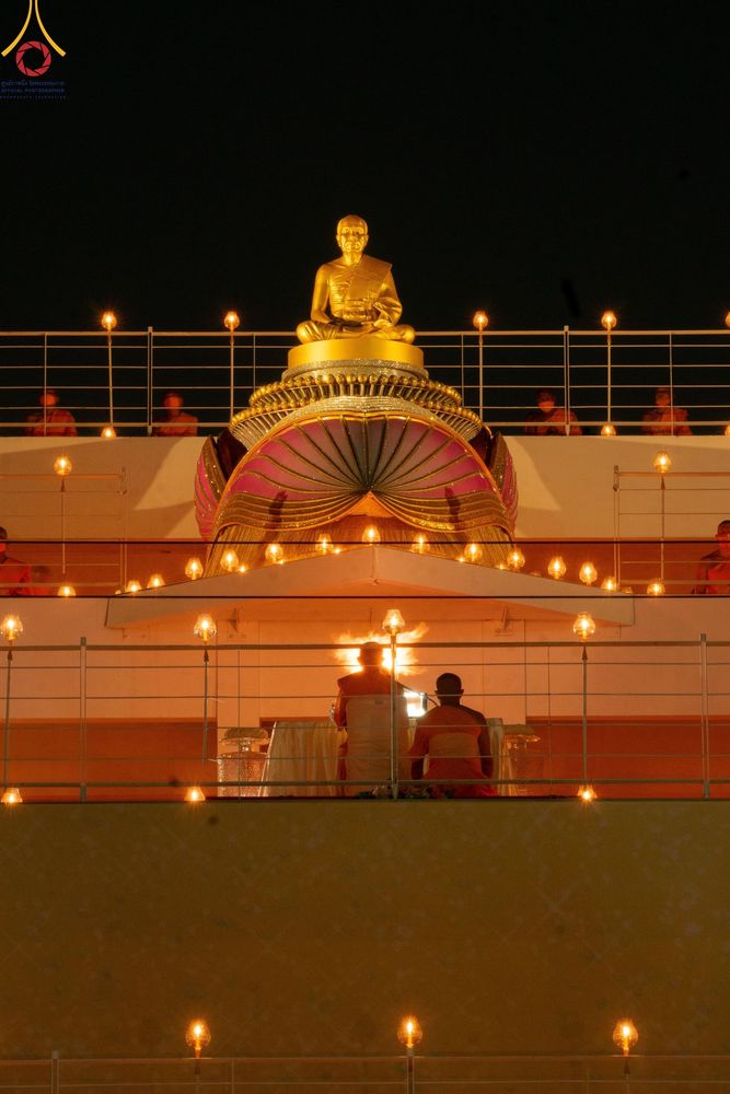 ภาพ No.119285:พิธีจุดประทีปถวายเป็นพุทธบูชา และบูชาธรรมมหาปูชนียาจารย์ พระมงคลเทพมุนี(สด จนฺทสโร) ในโครงการธรรมยาตราฯ วันที่ 26 มกราคม พ.ศ. 2567 ณ อาคารธรรมยาตรา กตัญญูบูชามหาปูชนียาจารย์ ตรงข้ามวัดปากน้ำภาษีเจริญ จ.กรุงเทพมหานคร