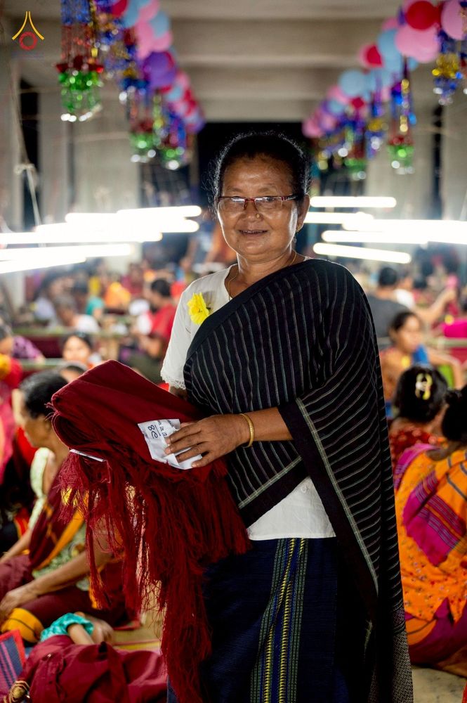 ภาพ No.257484:วันที่ 17 ตุลาคม พ.ศ. 2568 พิธีทอดกฐินสมทบวัดกัลยาณมิตรต่างประเทศ  บูชาธรรม 81 ปี หลวงพ่อธัมมชโย ณ ศูนย์ปฏิบัติธรรมไมตรีปูร์ เมืองคาร์การชารี ประเทศบังกลาเทศ 