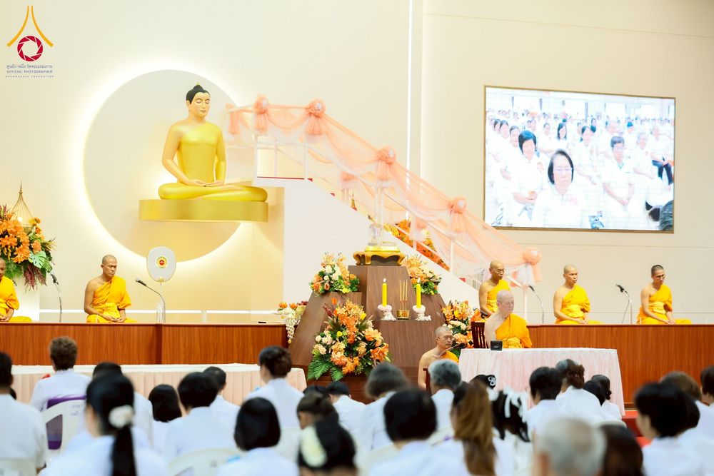 ภาพ No.254773:วันที่ 15 ตุลาคม พ.ศ. 2568 พิธีบรรจุพระบรมสารีริกธาตุภายในพระเกตุองค์พระประธาน สมโภชพระประธาน พระธรรมกาย ณ ศูนยอบรมเยาวชนกาญจนบุรี