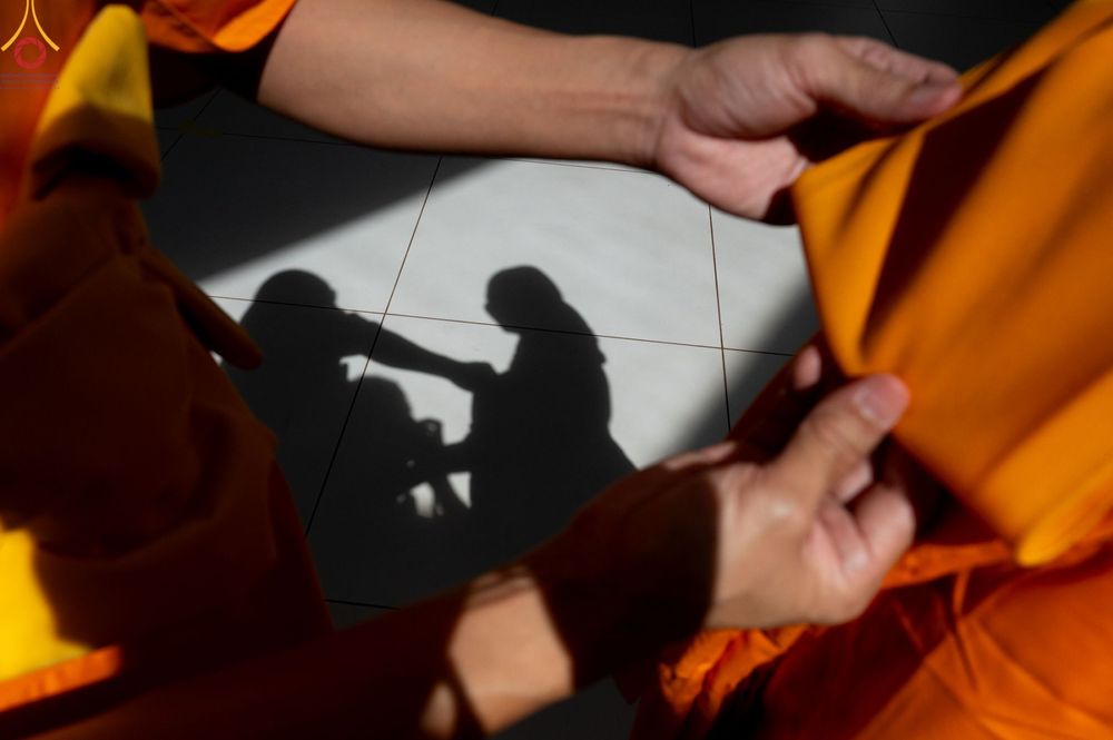 ภาพ No.84186:พิธีขอบรรพชา , พิธีขอสรณคมน์และศีล ,  พิธีรับบาตร , พิธีอุปสมบท ในโครงการบรรพชาอุปสมบทหมู่ธรรมทายาทรุ่นเข้าพรรษา และโครงการบรรพชาสามเณรโรงเรียนนานาชาติ รุ่นที่ 12 ณ โบสถ์พระไตรปิฎก วัดพระธรรมกาย วันที่ 22 กรกฎาคม พ.ศ. 2566