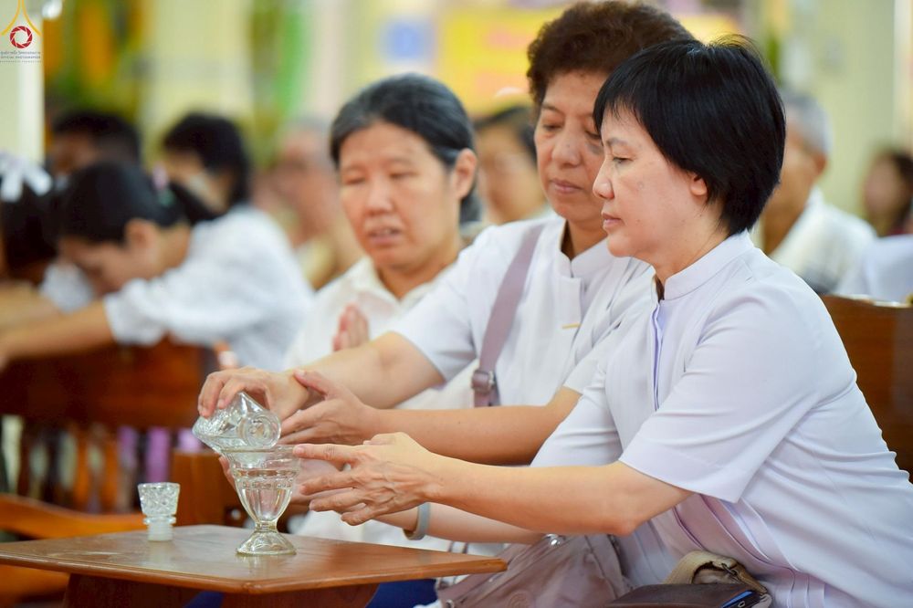 ภาพ No.251989:วันที่ 11 ตุลาคม พ.ศ. 2568 พิธีทอดกฐินสามัคคีทั่วไทย 30,000 วัด โดยคณะศิษยานุศิษย์ บูชาธรรม 81 ปี หลวงพ่อธัมมชโย ณ วัดหนองเสือ ต.หนองดินแดง อ.เมือง จ.นครปฐม