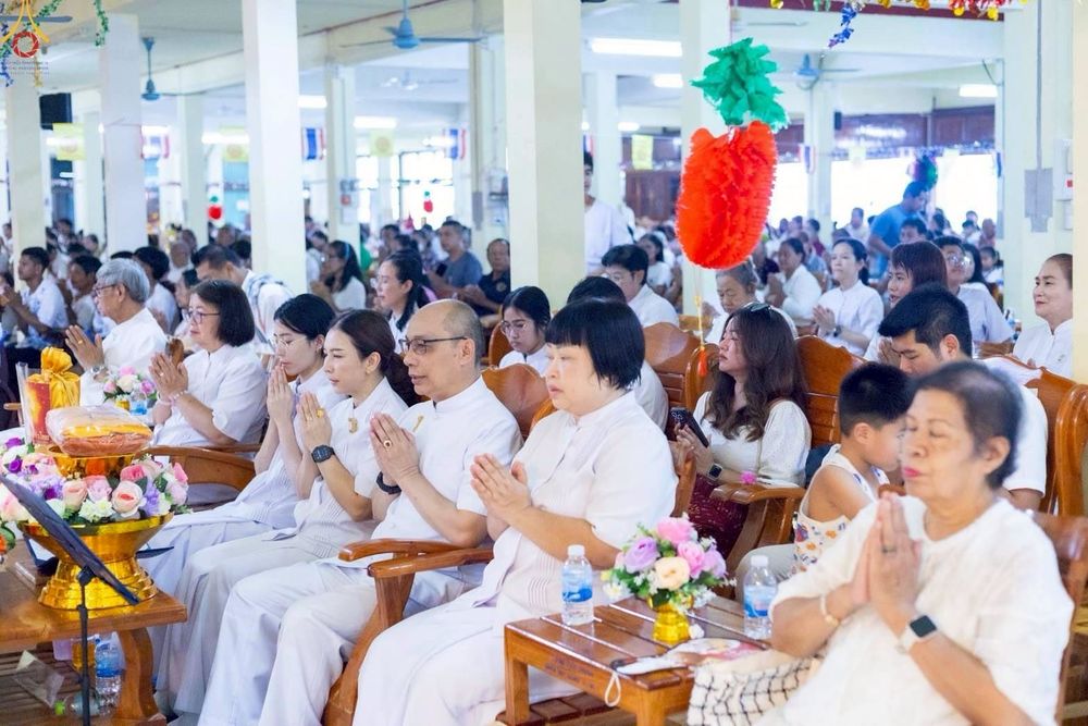 ภาพ No.253866:วันที่ 12 ตุลาคม พ.ศ. 2568 พิธีทอดกฐินสามัคคีทั่วไทย 30,000 วัด โดยคณะศิษยานุศิษย์ บูชาธรรม 81 ปี หลวงพ่อธัมมชโย ณ วัดหนองพะวา ต.บางบุตร อ.บ้านค่าย จ.ระยอง