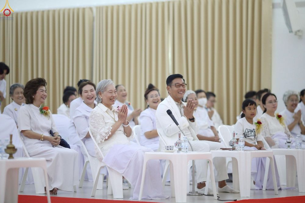 ภาพ No.258588:วันที่ 19 ตุลาคม พ.ศ. 2568 พิธีทอดกฐินสามัคคีทั่วไทย 30,000 วัด โดยคณะศิษยานุศิษย์ บูชาธรรม 81 ปี หลวงพ่อธัมมชโย ณ ศูนย์ปฎิบัติธรรมน้ำใสใจสว่าง  เขตบางกอกน้อย กรุงเทพมหานคร