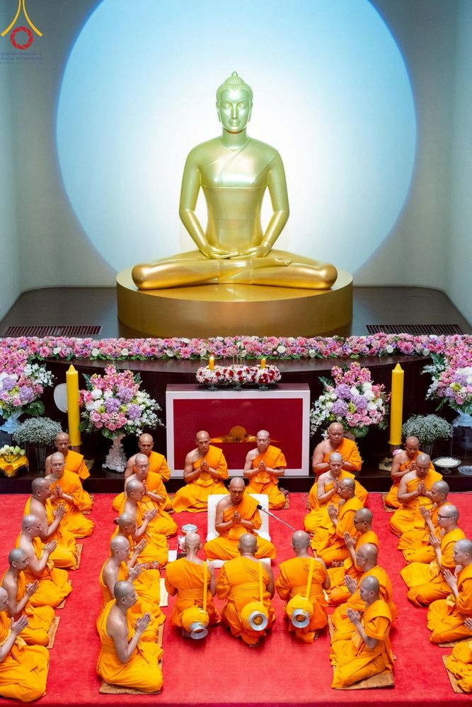 ภาพ No.217435:วันเสาร์ที่ 12 เมษายน พ.ศ. 2568 พิธีอุปสมบท ในโครงการอุปสมบทหมู่ บูชาธรรมหลวงพ่อธัมมชโย, โครงการธรรมทายาท ระดับอุดมศึกษา รุ่นที่ 52 ,  โครงการบวชพระนานาชาติ AEC & WAB CEO รุ่นที่ 4 ณ วัดพระธรรมกาย
