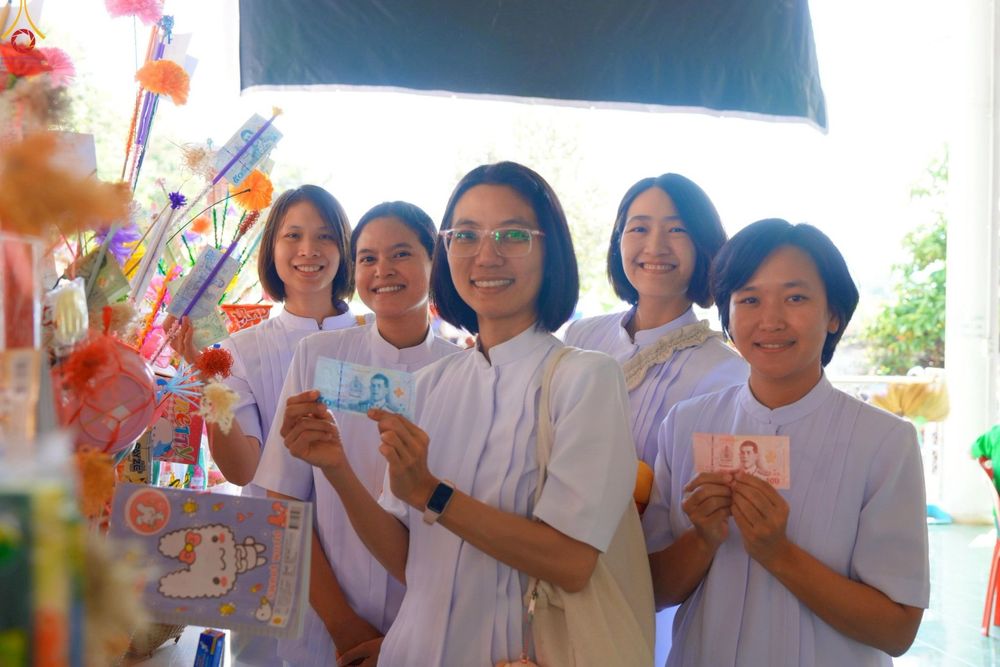 ภาพ No.277317:วันที่ 19 ตุลาคม พ.ศ. 2568 พิธีทอดกฐินสามัคคีทั่วไทย ณ วัดแม่นาเติงใน ต.แม่นาเติง อ.ปาย จ.แม่ฮ่องสอน โดยคณะศิษยานุศิษย์ บูชาธรรม 81 ปี หลวงพ่อธัมมชโย