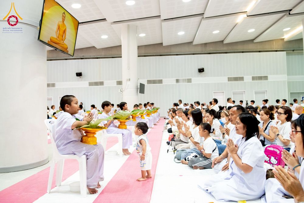 ภาพ No.213516:วันเสาร์ที่ 29 มีนาคม พ.ศ. 2568 พิธีปลงผม โครงการสามเณรยุวธรรมทายาท รุ่นที่ 33 โครงการสามเณรมัชฌิมธรรมทายาท รุ่นที่ 29 ณ ห้องปฏิบัติธรรมวิหารคด คอร์ 13 วัดพระธรรมกาย