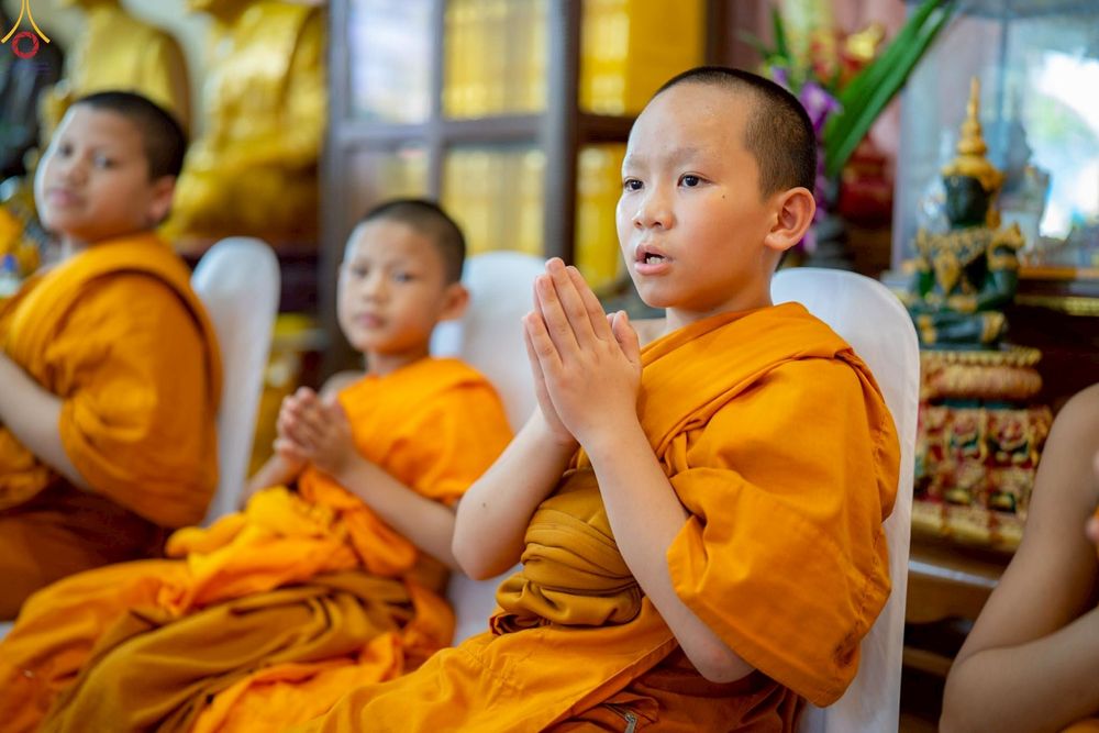 ภาพ No.259205:วันที่ 19 ตุลาคม พ.ศ. 2568 พิธีทอดกฐินสามัคคีทั่วไทย 30,000 วัด โดยคณะศิษยานุศิษย์ บูชาธรรม 81 ปี หลวงพ่อธัมมชโย ณ วัดตะเข้ (โคกพระเถร) แขวงบางระมาด  เขตตลิ่งชัน กรุงเทพมหานคร