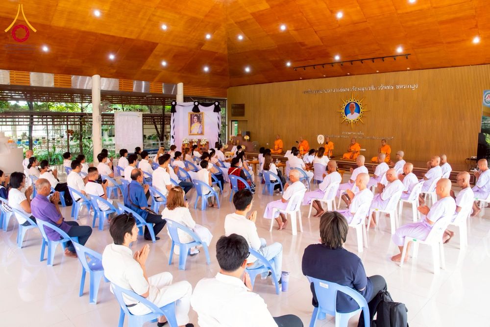 ภาพ No.276344:วันศุกร์ที่ 5 ธันวาคม 2568 (วันพ่อแห่งชาติ) พิธีบรรพชาอุปสมบทหมู่ธรรมทายาท จำนวน 14 รูป โครงการบรรพชาอุปสมบทหมู่ รุ่นบูชาธรรมมหาปูชนียาจารย์ ประจำปี 2568  ณ ศูนย์อบรมเยาวชนบางปะหัน จังหวัดพระนครศรีอยุธยา