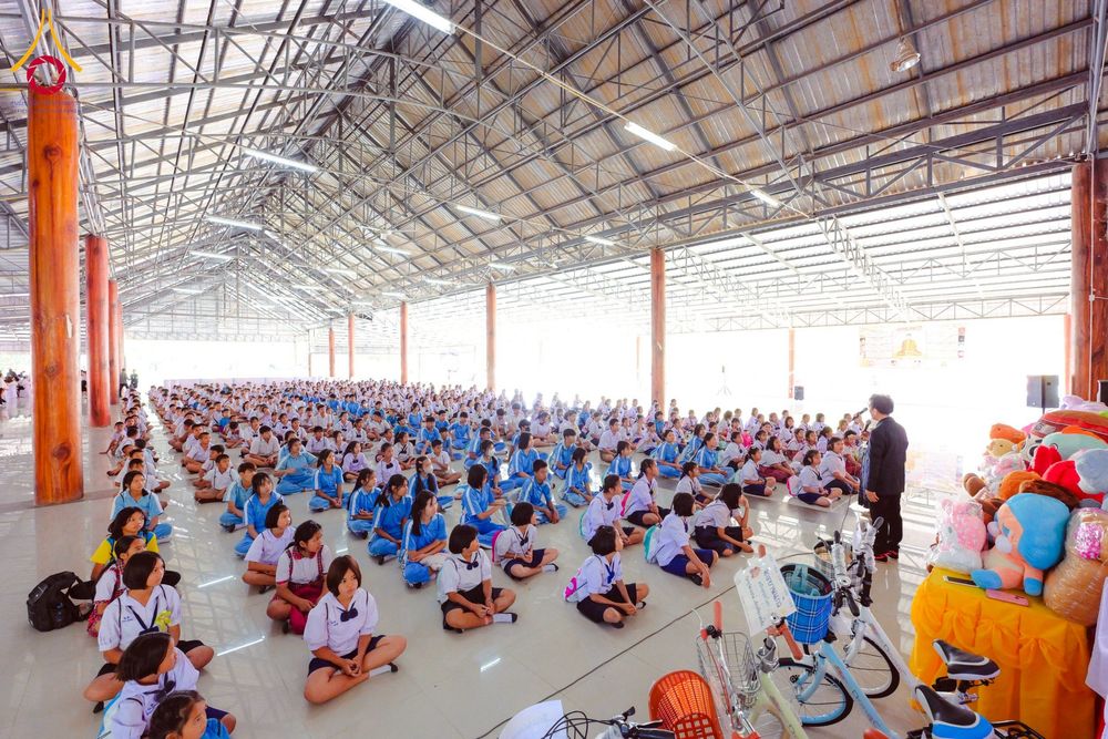 ภาพ No.274839:วันที่ 28 พฤศจิกายน พ.ศ. 2568 รวมพลังเด็กดี V-Star ผู้นำฟื้นฟูศีลธรรมโลก ประจำปี 2568 จังหวัดอุบลราชธานี ณ วัดป่าอุบลแก้ว อ.วารินชำราบ จ.อุบลราชธานี