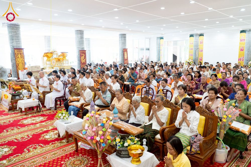 ภาพ No.251380:วันที่ 11 ตุลาคม พ.ศ. 2568 พิธีทอดกฐินสามัคคีทั่วไทย 30,000 วัด โดยคณะศิษยานุศิษย์ บูชาธรรม 81 ปี หลวงพ่อธัมมชโย ณ วัดท่ามะยม นครราชสีมา