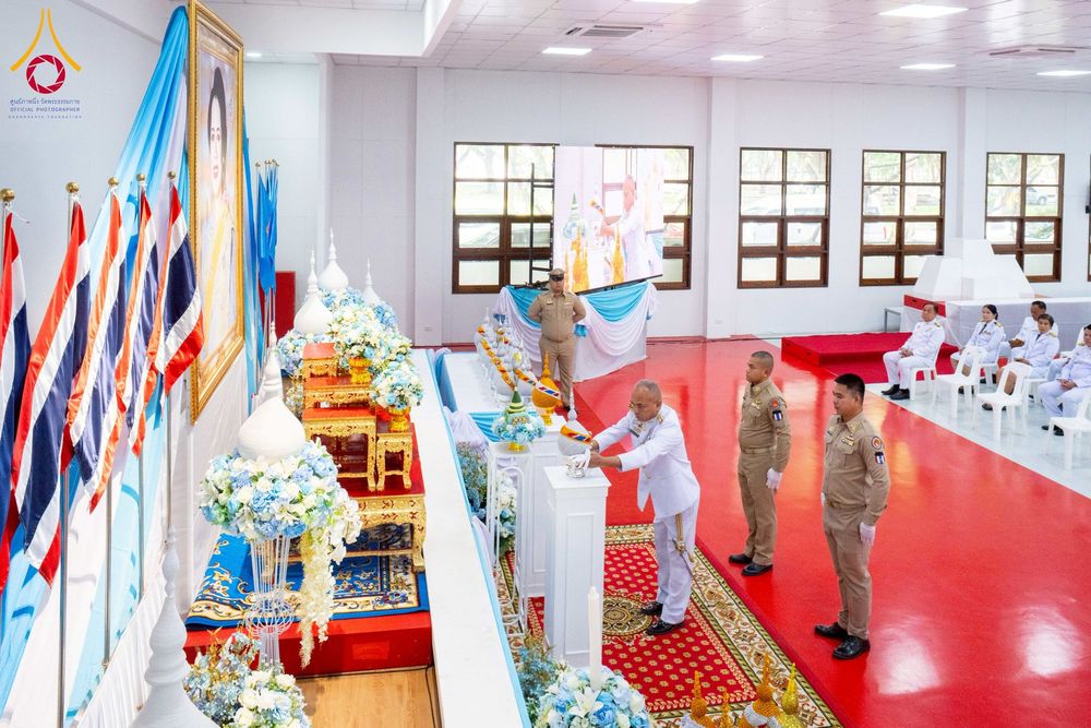 ภาพ No.237707:พิธีถวายเครื่องราชสักการะและวางพานพุ่ม และพิธีจุดเทียนถวายพระพรชัยมงคล เนื่องในโอกาสวันเฉลิมพระชนมพรรษา สมเด็จพระนางเจ้าสิริกิติ์ พระบรมราชินีนาถ พระบรมราชชนนีพันปีหลวง วันอังคารที่ 12 สิงหาคม พ.ศ. 2568  ณ อาคารปลูกศรัทธา 2 วัดพระธรรมกาย