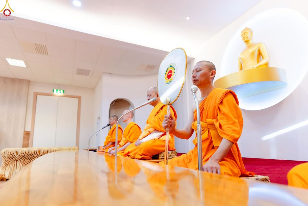 ภาพ No.254126:วันที่ 12 ตุลาคม พ.ศ. 2568 พิธีทอดกฐินวัดพระธรรมกายบูโรส ประเทศสวีเดน