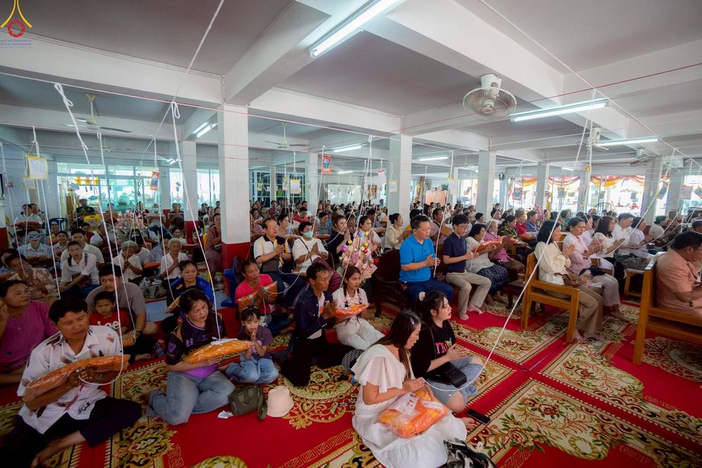 ภาพ No.257940:วันที่ 19 ตุลาคม พ.ศ. 2568 พิธีทอดกฐินสามัคคีทั่วไทย 30,000 วัด โดยคณะศิษยานุศิษย์ บูชาธรรม 81 ปี หลวงพ่อธัมมชโย ณ วัดลำบัว ต.หันตะเภา อ.วังน้อย จ.พระนครศรีอยุธยา