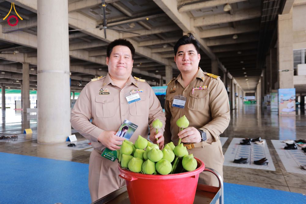 ภาพ No.311519:วันจันทร์ที่ 23 กุมภาพันธ์ พ.ศ. 2569 เปิดโลกทัศน์ผู้บริหารสถานศึกษายุคใหม่ เรียนรู้ต้นแบบการพัฒนาคนผ่านพลัง “บวร–V-Star” ผู้เข้ารับการพัฒนาตามโครงการ สพฐ. ศึกษาดูงานวัดพระธรรมกาย เสริมภาวะผู้นำคุณธรรมสู่การบริหารโรงเรียนอย่างยั่งยืน ณ อาคาร 100 ปี คุณยาย