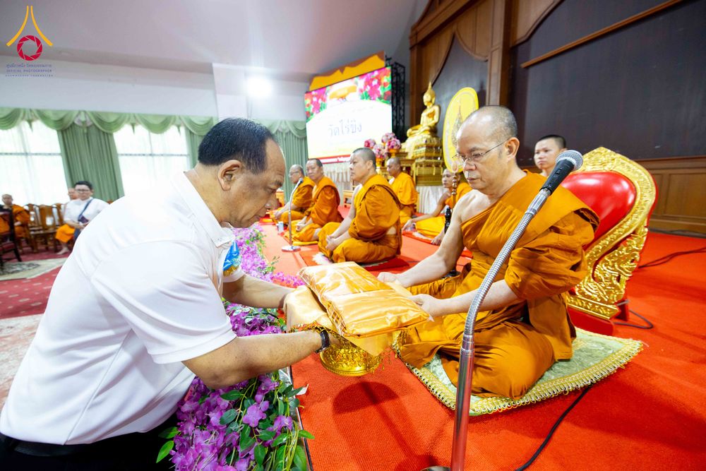 ภาพ No.298670:วันที่ 20 มกราคม พ.ศ. 2569 พิธีทอดผ้าป่าทำนุบำรุงศาสนสถาน ณ วัดไร่ขิง อ.สามพราน จ.นครปฐม ในโครงการธรรมยาตรา กตัญญูบูชา มหาปูชนียาจารย์ พระมงคลเทพมุนี(สด จนฺทสโร) พระผู้ปราบมาร อนุสรณ์สถาน 7 แห่ง ปีที่ 14