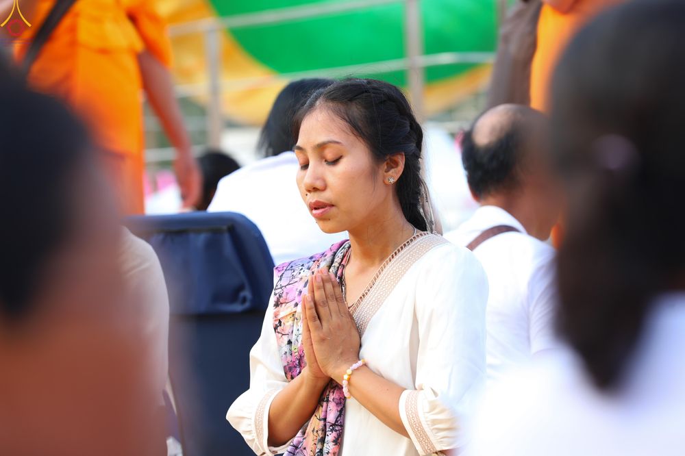 ภาพ No.299637:วันที่ 18 มกราคม พ.ศ. 2569 พิธีต้อนรับพระธรรมยาตรา (ภาพชุดที่ 2) ณ อนุสรณ์สถานลำดับที่ 5  สถานที่เผยแผ่วิชชาธรรมกายครั้งแรก อนุสรณ์สถานบางปลา วัดบางปลา อำเภอบางเลน จังหวัดนครปฐม ในโครงการธรรมยาตรา กตัญญูบูชา มหาปูชนียาจารย์ พระมงคลเทพมุนี(สด จนฺทสโร) พระ