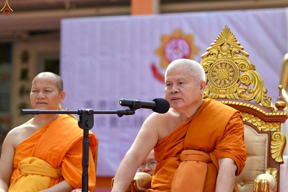 ภาพ No.280778:วันที่ 27 ธันวาคม พ.ศ. 2568  พิธีปลงผมนาคธรรมทายาท โครงการอุปสมบทหมู่บูชาธรรม 81 ปี หลวงพ่อธัมมชโย  ณ สมาคมพุทธ เขตตงช้ง ฮ่องกง