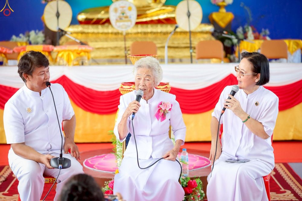 ภาพ No.272633:วันที่ 1 พฤศจิกายน พ.ศ. 2568 พิธีทอดกฐินสามัคคีทั่วไทย ณ วัดศรีวรรณวนาราม ต.คลองสาม อ.คลองหลวง จ.ปทุมธานี โดยคณะศิษยานุศิษย์ บูชาธรรม 81 ปี หลวงพ่อธัมมชโย