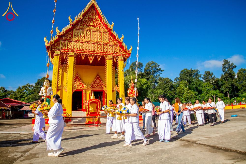 ภาพ No.168955:พิธีทอดกฐิน ณ วัดตลุกเทียม จ.พิษณุโลก ในโครงการกฐินสามัคคีทั่วไทย 30,000 วัด บูชาธรรม 80 ปี หลวงพ่อธัมมชโย โดยคณะศิษยานุศิษย์วัดพระธรรมกาย วันที่ 23 ตุลาคม พ.ศ. 2567