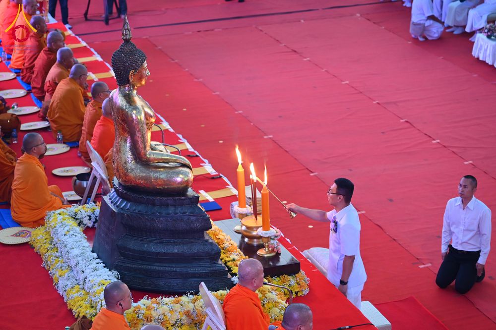 ภาพ No.312504:วันอาทิตย์ที่ 8 มีนาคม พ.ศ.2569 ทำบุญเมืองนครราชสีมา 558 ปี ตักบาตรพระ 10,000 รูป