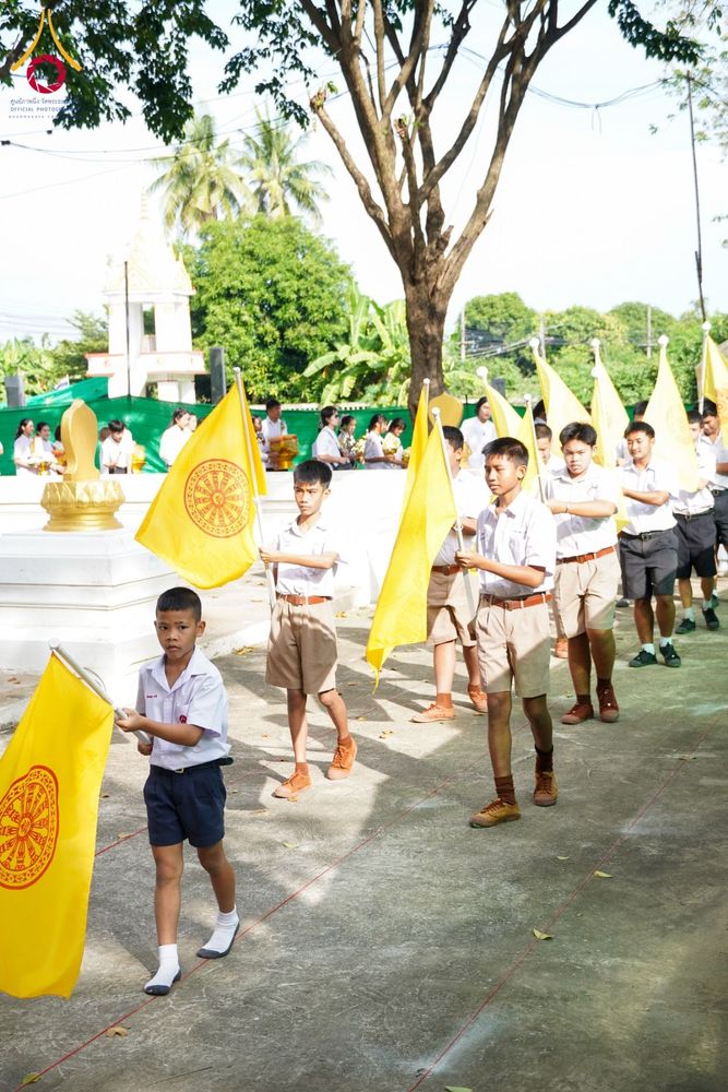 ภาพ No.183633:พิธีทอดกฐิน ณ วัดกลางธนรินทร์ จ.สิงห์บุรี ในโครงการทอดกฐินสามัคคีทั่วไทย 30,000 วัด บูชาธรรม 80 ปี หลวงพ่อธัมมชโย โดยคณะศิษยานุศิษย์วัดพระธรรมกาย วันที่ 9 พฤศจิกายน  พ.ศ. 2567