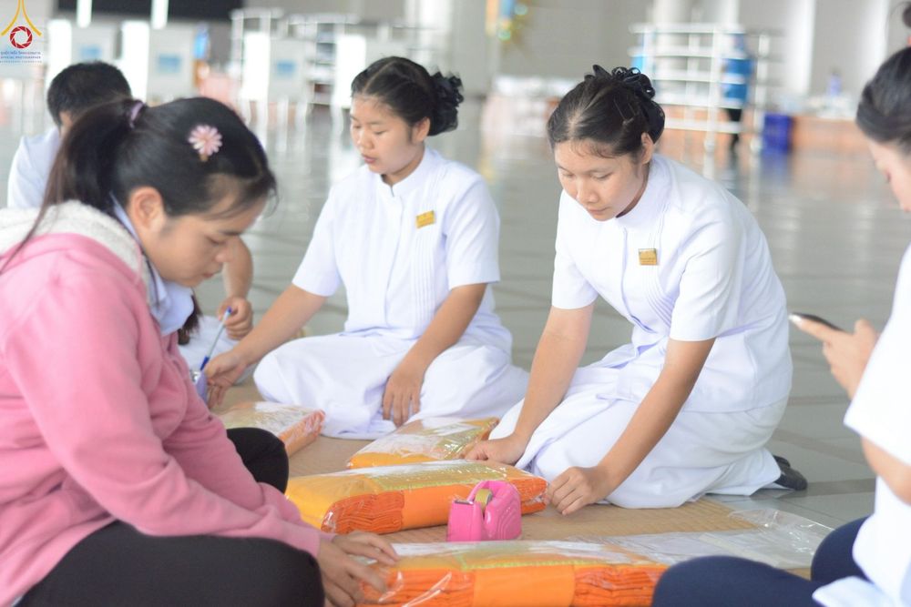 ภาพ No.246953:วันที่ 20 กันยายน พ.ศ. 2568 พิธีถวายเมนูสวรรค์เพื่อการบรรลุธรรม ณ หอฉันคุณยายอาจารย์ฯ วัดพระธรรมกาย