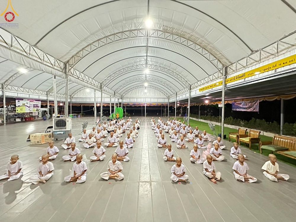 ภาพ No.133393:พิธีขอขมารับผ้าไตร, พิธีบรรพชาสามเณร, สามเณรออกบิณฑบาต ในโครงการบรรพชาสามเณร ฟื้นฟูพระพุทธศาสนาทั่วไทย  ณ ศูนย์ปฏิบัติธรรม และอบรมเยาวชนเมืองยะลา วันที่ 3 เมษายน พ.ศ. 2567