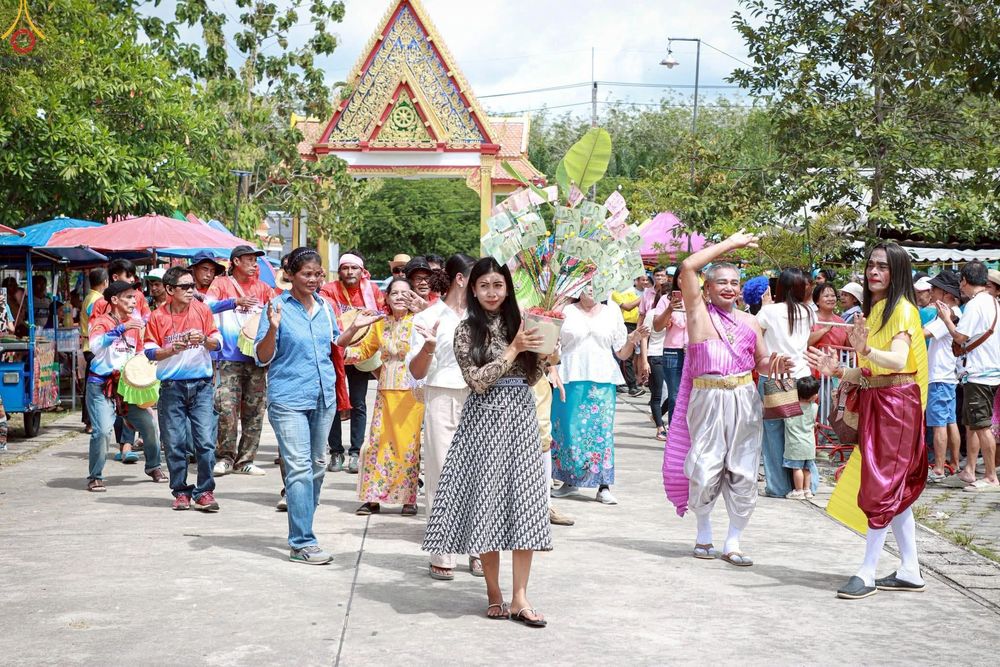 ภาพ No.266580:วันที่ 12 ตุลาคม พ.ศ. 2568 พิธีทอดกฐินสามัคคีทั่วไทย ณ ที่พักสงฆ์โตนดแสงทอง หาดใหญ่ สงขลา โดยคณะศิษยานุศิษย์ บูชาธรรม 81 ปี หลวงพ่อธัมมชโย