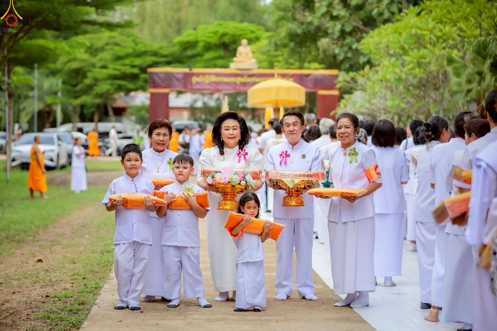 ภาพ No.255808:วันที่ 14 ตุลาคม พ.ศ. 2568 พิธีทอดกฐินสามัคคีทั่วไทย 30,000 วัด โดยคณะศิษยานุศิษย์ บูชาธรรม 81 ปี หลวงพ่อธัมมชโย ณ ศูนย์ปฏิบัติธรรมชัยนาท ต.ธรรมามูล อ.ชัยนาท จ.ชัยนาท