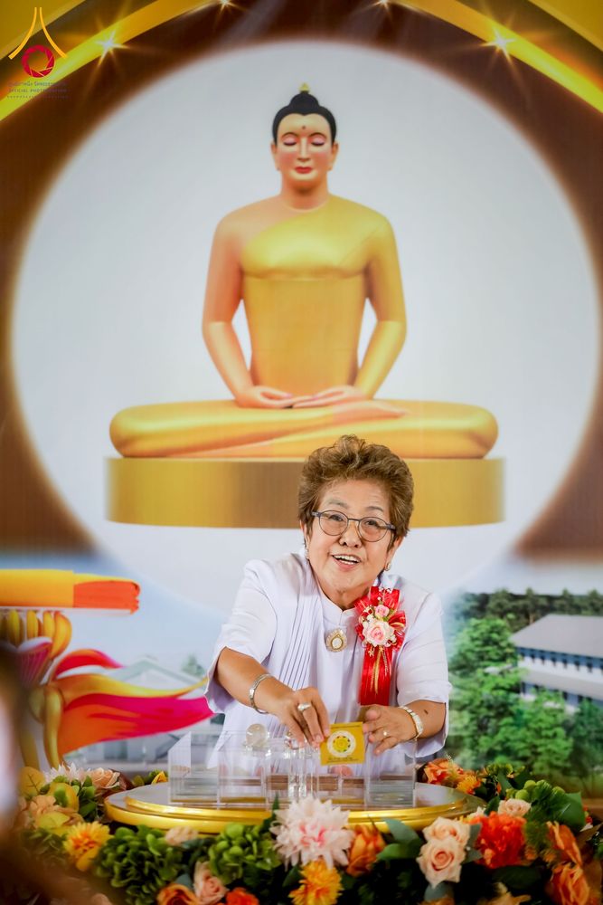 ภาพ No.254747:วันที่ 15 ตุลาคม พ.ศ. 2568 พิธีบรรจุพระบรมสารีริกธาตุภายในพระเกตุองค์พระประธาน สมโภชพระประธาน พระธรรมกาย ณ ศูนยอบรมเยาวชนกาญจนบุรี