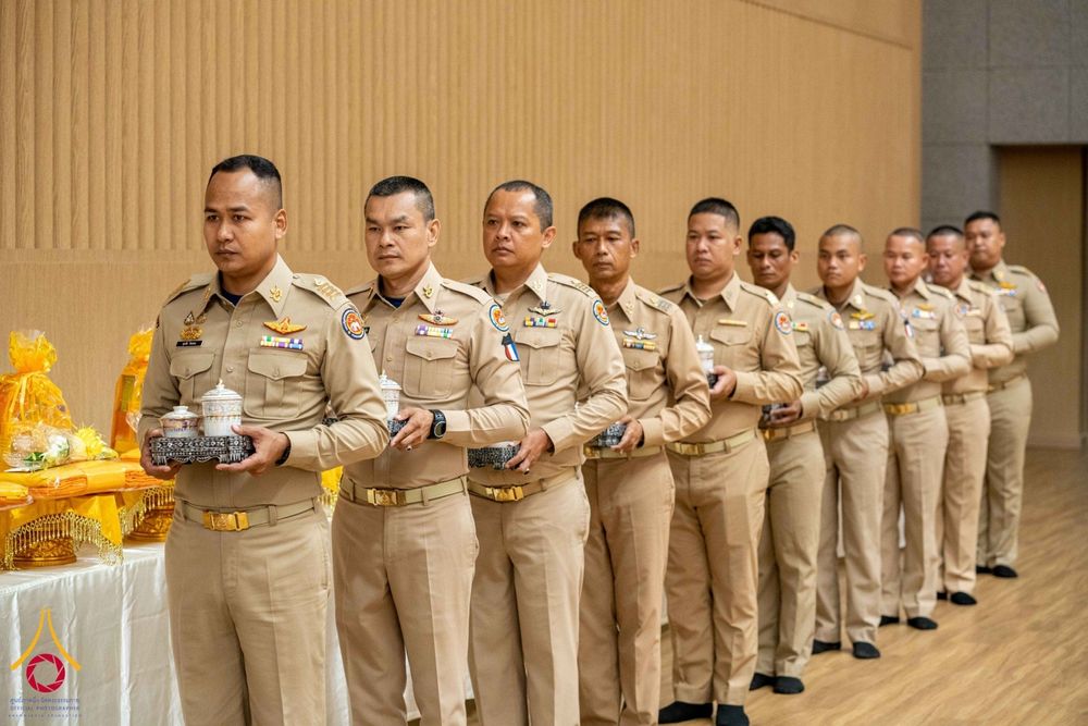 ภาพ No.145975:พิธีเจริญพระพุทธมนต์ ปฏิบัติธรรมเจริญสมาธิภาวนา เพื่อถวายเป็นพระราชกุศล แด่พระบาทสมเด็จพระเจ้าอยู่หัว เนื่องในโอกาสพระราชพิธีมหามงคล เฉลิมพระชนมพรรษา 6 รอบ 28 กรกฎาคม 2567 วันอาทิตย์ที่ 28 กรกฎาคม พ.ศ. 2567  ณ ห้องแก้วสารพัดนึก 2 สภาธรรมกายสากล