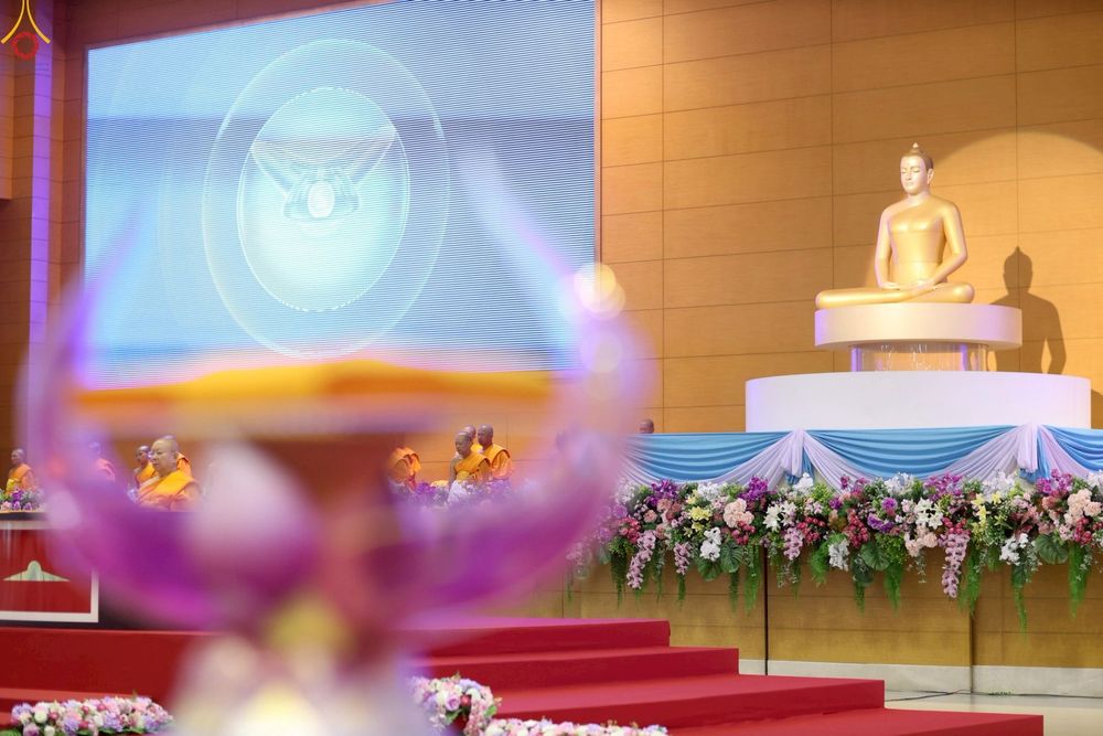 ภาพ No.240600:วันพุธที่ 27 สิงหาคม พ.ศ. 2568 พิธีปฏิบัติธรรมภาคสาย ในวันธรรมชัย ณ วัดพระธรรมกาย จ.ปทุมธานี