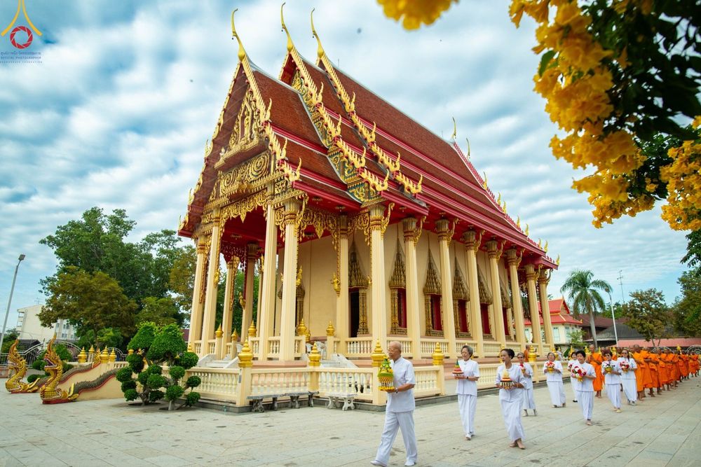 ภาพ No.101087:พิธีอุปสมบทหมู่ ในโครงการอุปสมบทบูชาธรรม มหาปูชนียาจารย์ พ.ศ. 2566 ณ วัดท่าเกวียน อำเภอพนมสารคาม จังหวัดฉะเชิงเทรา วันที่ 5 ธันวาคม พ.ศ. 2566