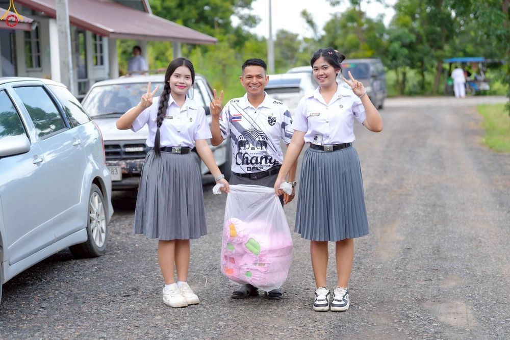 ภาพ No.247815:วันที่ 19-21 กันยายน พ.ศ. 2568 โครงการอบรมอุบาสิกาแก้ว รุ่นที่ 2 ณ ศูนย์ปฏิบัติธรรมจังหวัดบุรีรัมย์