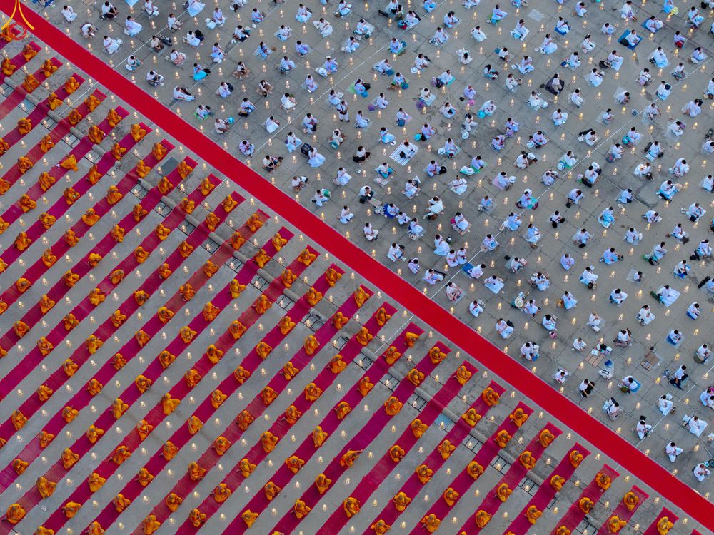 ภาพ No.307420:วันที่ 31 มกราคม พ.ศ. 2569 พิธีจุดประทีปธรรมถวายเป็นพุทธบูชา  และบูชาธรรมมหาปูชนียาจารย์ (ภาพชุดที่ 2) ณ วัดพระธรรมกาย ปทุมธานี ในโครงการธรรมยาตรา กตัญญูบูชา มหาปูชนียาจารย์ พระมงคลเทพมุนี(สด จนฺทสโร) พระผู้ปราบมาร อนุสรณ์สถาน 7 แห่ง ปีที่ 14