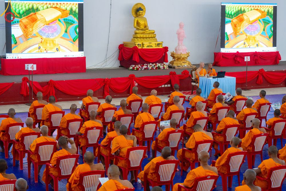 ภาพ No.315223:​วันอาทิตย์ที่ 22 มีนาคม พ.ศ.2569 สามเณรธรรมทายาทเนปาล 500 รูป ฟังธรรม สวดมนต์ ปฏิบัติธรรมร่วมกัน  ณ International Assembly and Meditation Hall Lumbini