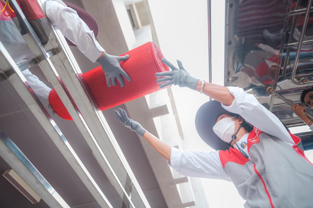 ภาพ No.295941:ภาพเบื้องหลังอาสาสมัครรวมใจ ชุดที่ 1 ในโครงการธรรมยาตรา กตัญญูบูชา มหาปูชนียาจารย์ พระมงคลเทพมุนี(สด จนฺทสโร) พระผู้ปราบมาร อนุสรณ์สถาน 7 แห่ง ปีที่ 14