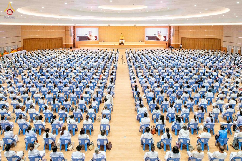 ภาพ No.344388:วันที่ 21-23 สิงหาคม พ.ศ. 2569 สัมมนารวมใจผู้นำบุญ บูชาธรรม 82 ปี หลวงพ่อธัมมชโย รุ่นที่ 1 กฐินสามัคคีทั่วไทย 30,000 วัด โครงการอุปสมบทบูชาธรรมมหาปูชนียาจารย์ 3,000 รูป  ณ ศูนย์ปฏิบัติธรรมเวิล์ดพีช วัลเล่ย์ จ.นครราชสีมา