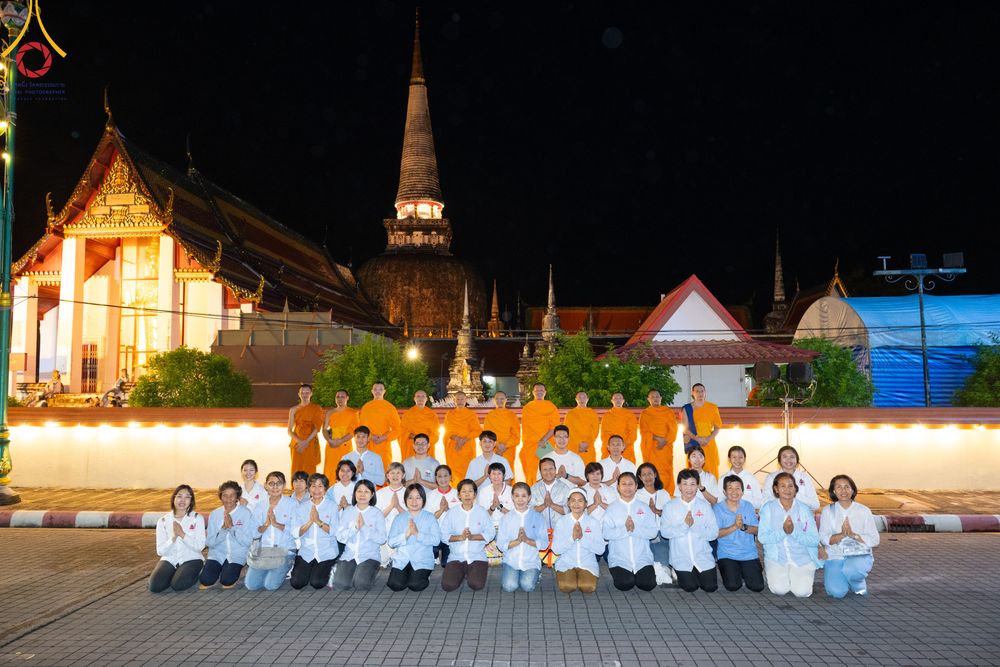 ภาพ No.311123:วันเสาร์ที่ 28 กุมภาพันธ์ พ.ศ. 2569 พิธีตักบาตรพระมหากุศล 11,250 รูป เฉลิมฉลอง 1,250 ปีศรีธรรมราชเจดีย์ สู่มรดกโลก ณ ถนนราชดำเนิน บริเวณหน้าวัดพระมหาธาตุวรมหาวิหาร อ.เมือง จ.นครศรีธรรมราช