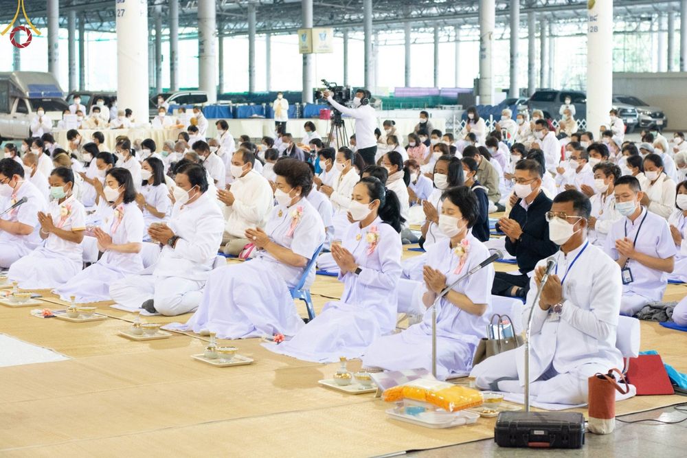ภาพ No.75196:พิธีถวายภัตตาหารเป็นสังฆทาน แด่คณะพระธรรมยาตราฯ ในโครงการธรรมยาตรากตัญญูบูชา มหาปูชนียาจารย์ พระมงคลเทพมุนี(สด จนฺทสโร) พระผู้ปราบมาร อนุสรณ์สถาน 7 แห่ง ปีที่ 11 วันที่ 31 มกราคม พ.ศ. 2566