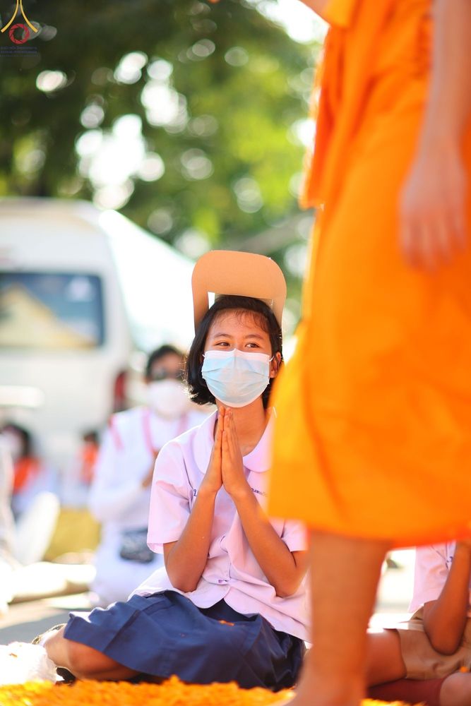 ภาพ No.72322:พิธีต้อนรับพระธรรมยาตรา ในโครงการธรรมยาตรากตัญญูบูชา มหาปูชนียาจารย์ พระมงคลเทพมุนี(สด จนฺทสโร) พระผู้ปราบมาร อนุสรณ์สถาน 7 แห่ง ปีที่ 11 วันที่ 18 มกราคม พ.ศ. 2566 ณ อนุสรณ์สถานลำดับที่ 4 สถานที่เกิดด้วยกายธรรม วัดโบสถ์ (บน) บางคูเวียง อ.บางกรวย จ.นนทบุ
