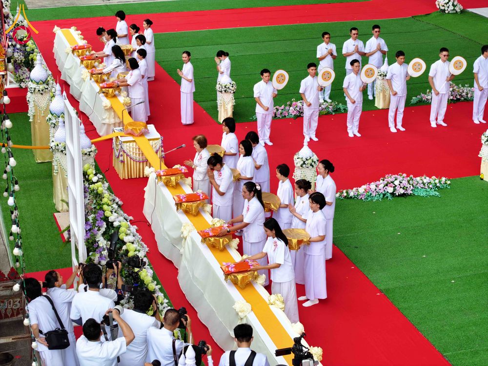 ภาพ No.316545:วันอาทิตย์ที่ 29 มีนาคม พ.ศ. 2569 พิธีทอดผ้าบังสุกุลและพิธีชำระร่าง โยมพ่อณรงค์ จินตมากุล  สิริอายุ 99 ปี 11 เดือน โยมบิดา พระครูปลัดรัตนวีรวัฒน์ (รังสฤษดิ์ อิทฺธิจินตโก) ที่ปรึกษาเจ้าคณะจังหวัดปทุมธานี เจ้าอาวาสวัดพระธรรมกาย  ณ ฌาปนสถานชั่วคราว ทางเข้า 