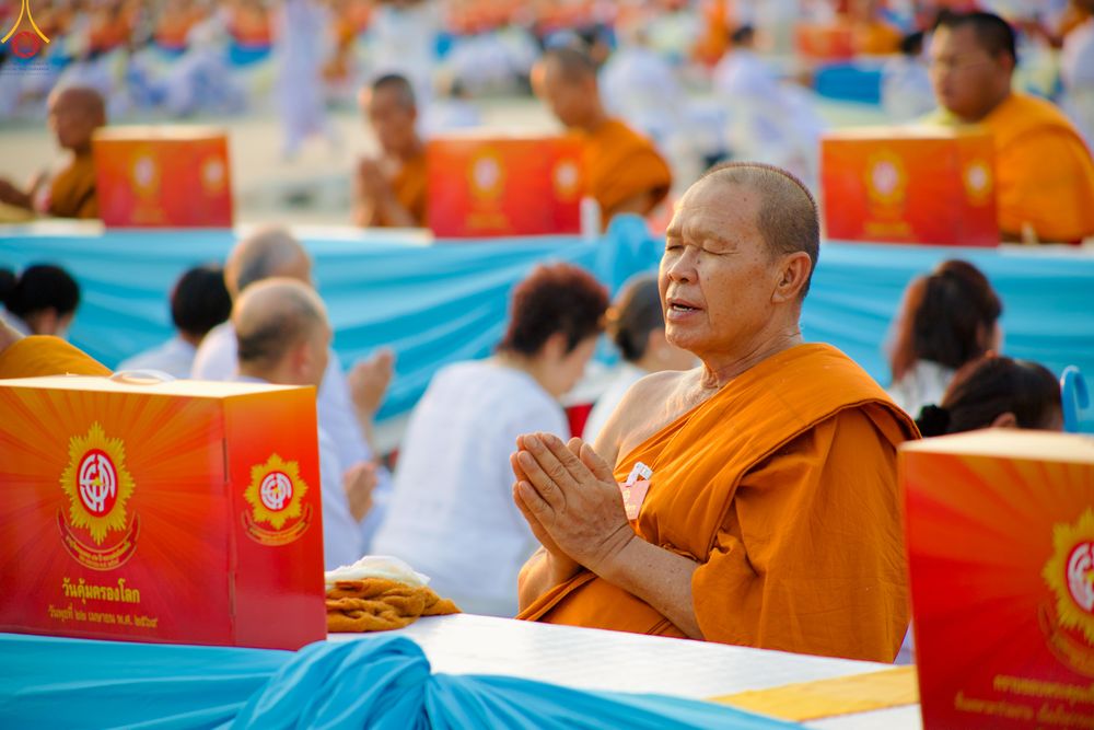 ภาพ No.325010:วันที่ 22 เมษายน พ.ศ.2569 (วันคุ้มครองโลก) พิธีถวายมหาสังฆทาน 40,000 กว่าวัดทั่วประเทศ (ชุดที่ 2) ณ ลานธรรม พระมหาธรรมกายเจดีย์ วัดพระธรรมกาย
