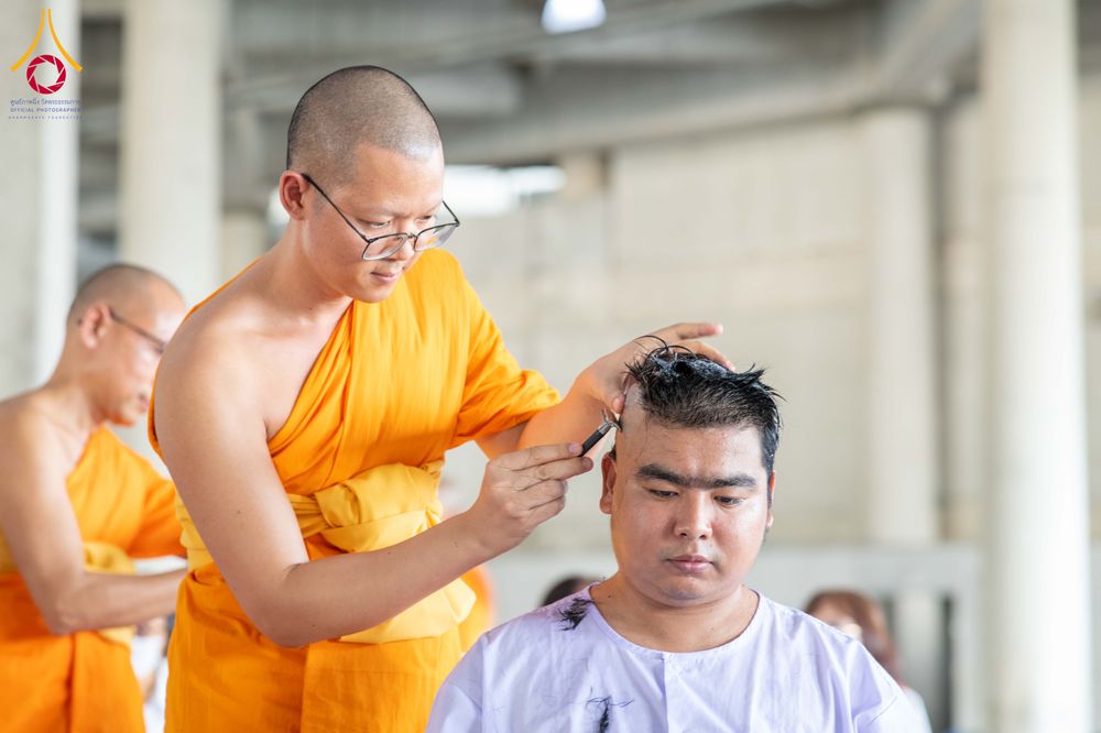 ภาพ No.339820:วันที่ 19 กรกฎาคม พ.ศ.2569 พิธีตัดปอยผม โครงการบวชพระนานาชาติ AEC และ WAB รุ่นที่ 10 THE AEC & INTERNATIONAL ORDINATION PROGRAM ณ มหารัตนวิหารคด 30 วัดพระธรรมกาย ปทุมธานี