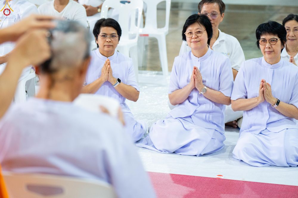 ภาพ No.333545:วันอาทิตย์ที่ 7 มิถุนายน พ.ศ.2569 พิธีตัดปอยผมและปลงผมนาคธรรมทายาท โครงการบรรพชาและอุปสมบทหมู่ธรรมทายาท รุ่นผู้บริหาร รุ่นที่ 16 ณ วิหารคด 11 วัดพระธรรมกาย