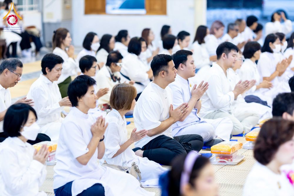 ภาพ No.295539:วันที่ 16 มกราคม พ.ศ. 2569 พิธีถวายภัตตาหารเป็นสังฆทาน แด่พระธรรมยาตรา ณ วัดโบสถ์บน ต.บางคูเวียง จ.นนทบุรี อนุสรณ์สถานลำดับที่ 4 สถานที่เกิดด้วยกายธรรม ในโครงการธรรมยาตรา กตัญญูบูชา มหาปูชนียาจารย์ พระมงคลเทพมุนี(สด จนฺทสโร) พระผู้ปราบมาร อนุสรณ์สถาน 7 แ