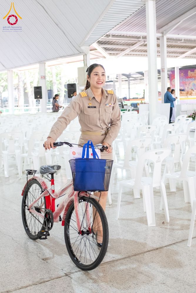 ภาพ No.291005:วันจันทร์ที่ 5 มกราคม พ.ศ. 2569  วัดพระธรรมกาย มูลนิธิธรรมกาย  จัดพิธีมอบของขวัญสนับสนุนการจัดกิจกรรมงานวันเด็กแห่งชาติ ประจำปี พ.ศ. 2569 ให้แก่องค์กรภาคีเครือข่ายกว่า 200 องค์กร ณ วัดพระธรรมกาย อ.คลองหลวง จ.ปทุมธานี