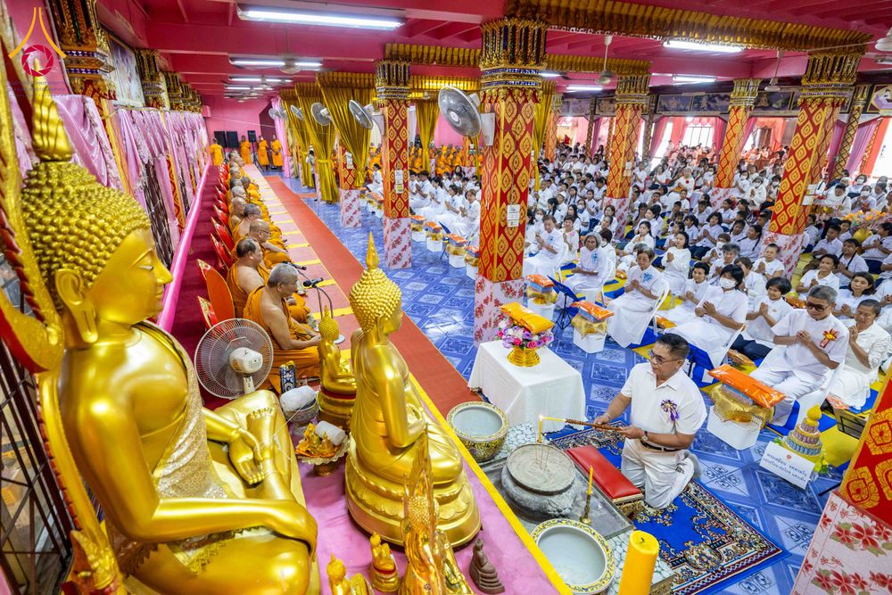 ภาพ No.303682:วันที่ 27 มกราคม พ.ศ. 2569 พิธีทอดผ้าป่าทำนุบำรุงศาสนสถาน ณ วัดตะเคียน อ.บางกรวย จ.นนทบุรี ในโครงการธรรมยาตรา กตัญญูบูชา มหาปูชนียาจารย์ พระมงคลเทพมุนี(สด จนฺทสโร) พระผู้ปราบมาร อนุสรณ์สถาน 7 แห่ง ปีที่ 14