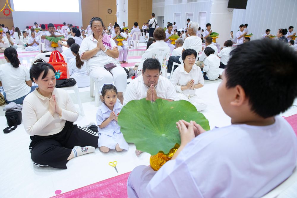 ภาพ No.316765:วันเสาร์ที่ 28 มีนาคม พ.ศ.2569 พิธีปลงผมนาคธรรมทายาท โครงการสามเณรยุวธรรมทายาท รุ่นที่ 34 โครงการสามเณรมัชฌิมธรรมทายาท รุ่นที่ 30 ณ มหารัตนวิหารคด 13 วัดพระธรรมกาย