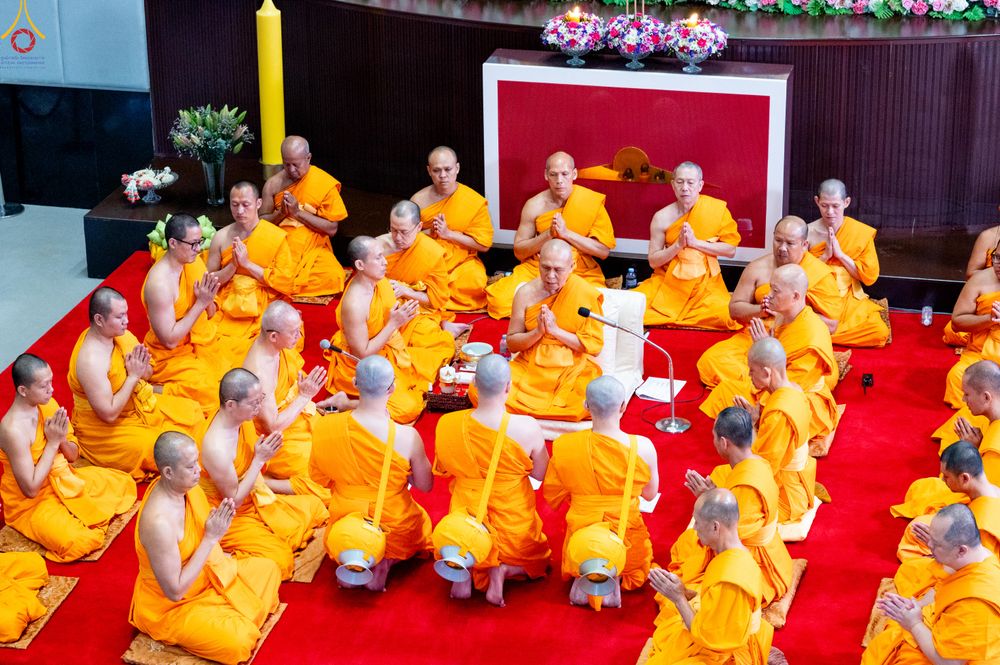 ภาพ No.338878:วันที่ 11 กรกฎาคม พศ.2569 พิธีบรรพชาอุปสมบท โครงการอุปสมบทหมู่ธรรมทายาทนานาชาติ  IDOP รุ่นที่ 21 (ภาษาจีน)  จากประเทศจีน มาเลเซีย สิงคโปร์ และไต้หวัน , โครงการบรรพชาสามเณรโรงเรียนนานาชาติ รุ่นที่ 15